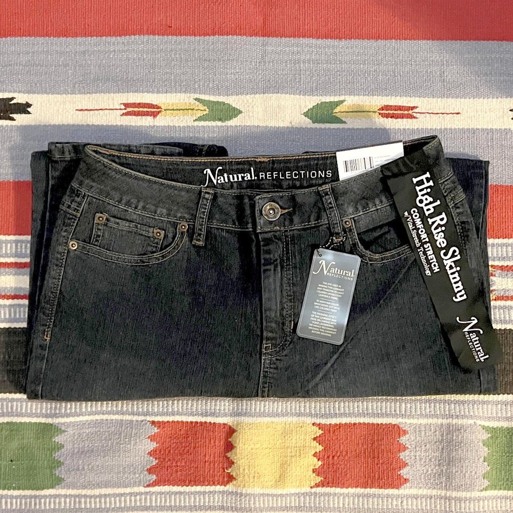 NWT Natural Reflections Classic Straight-Leg Jeans for Ladies